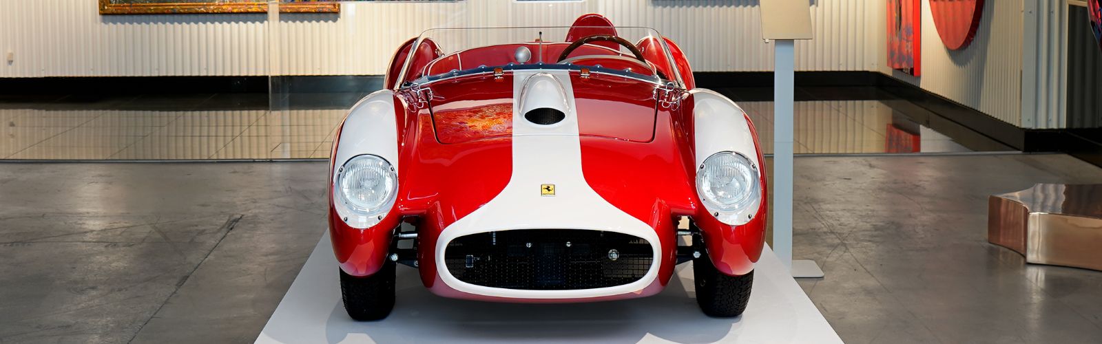 Ferrari Testa Rossa J at Galerie de Bellefeuille